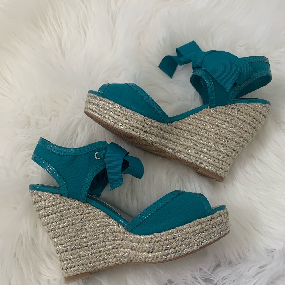 White House Black Market Turquoise patent wedge sandals